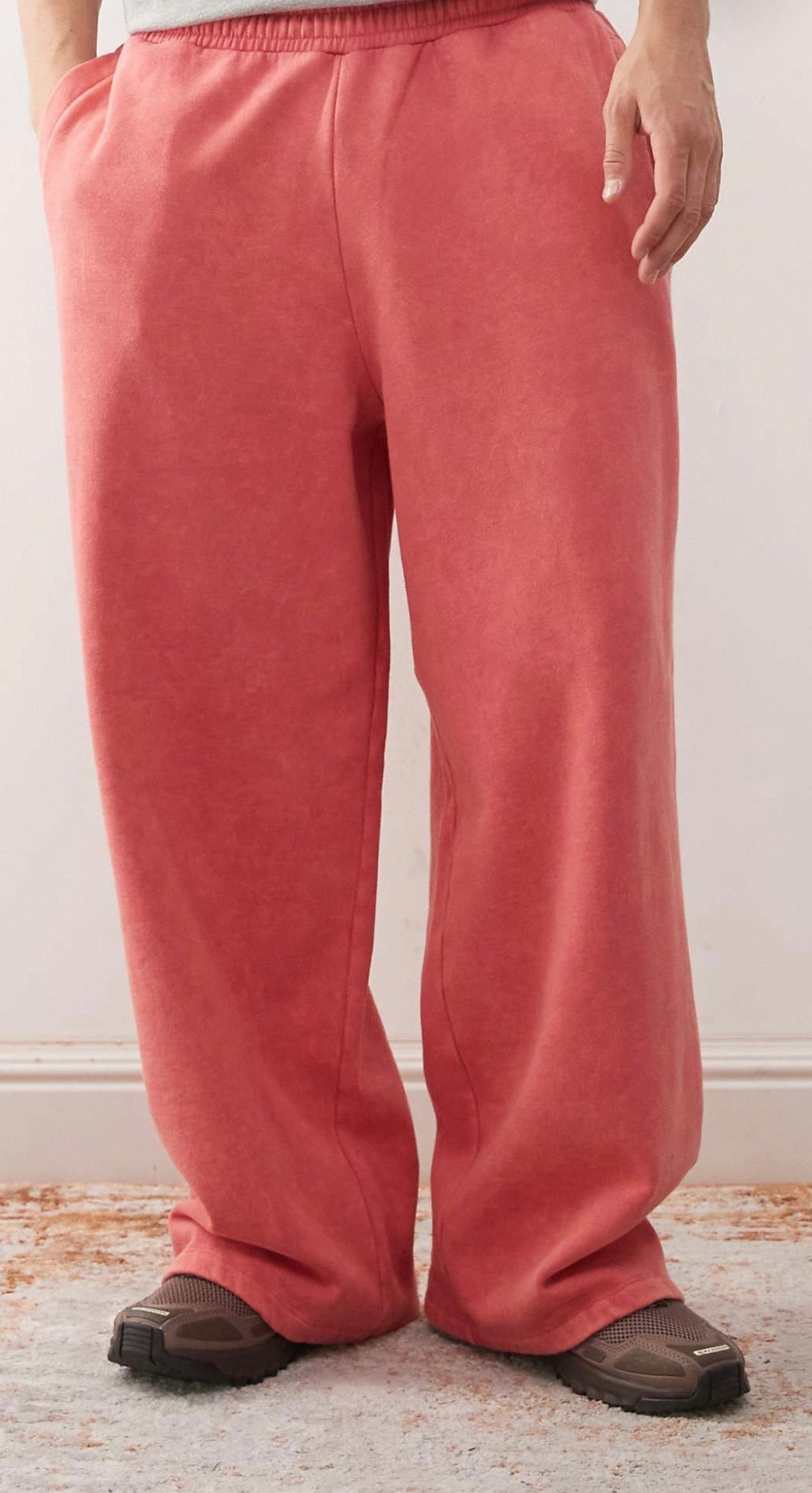 Reclaimed Vintage Heavyweight Wide Leg Jogger in Washed Red
