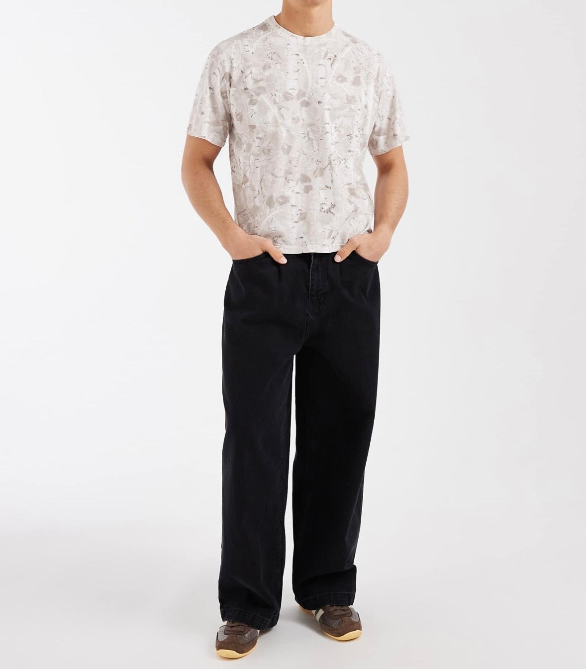 Levi’s boxy oversized tee in Birch Camo
