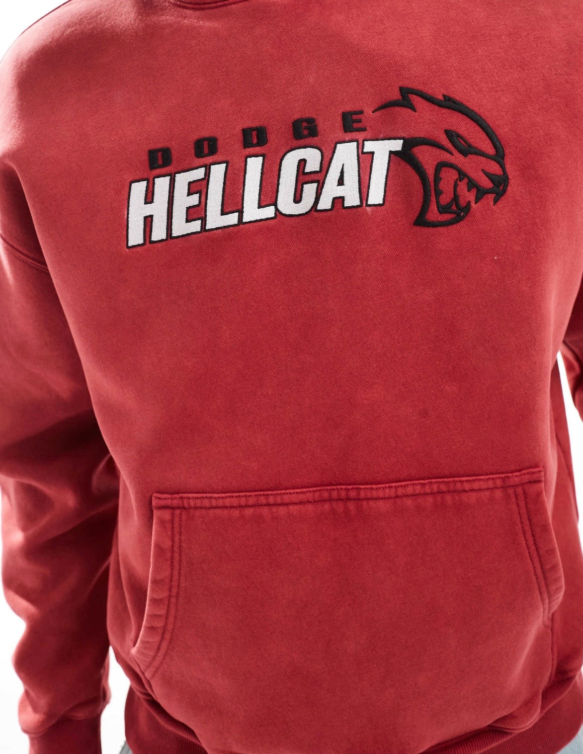 Hollister boxy race day dodge hoodie in Burgundy