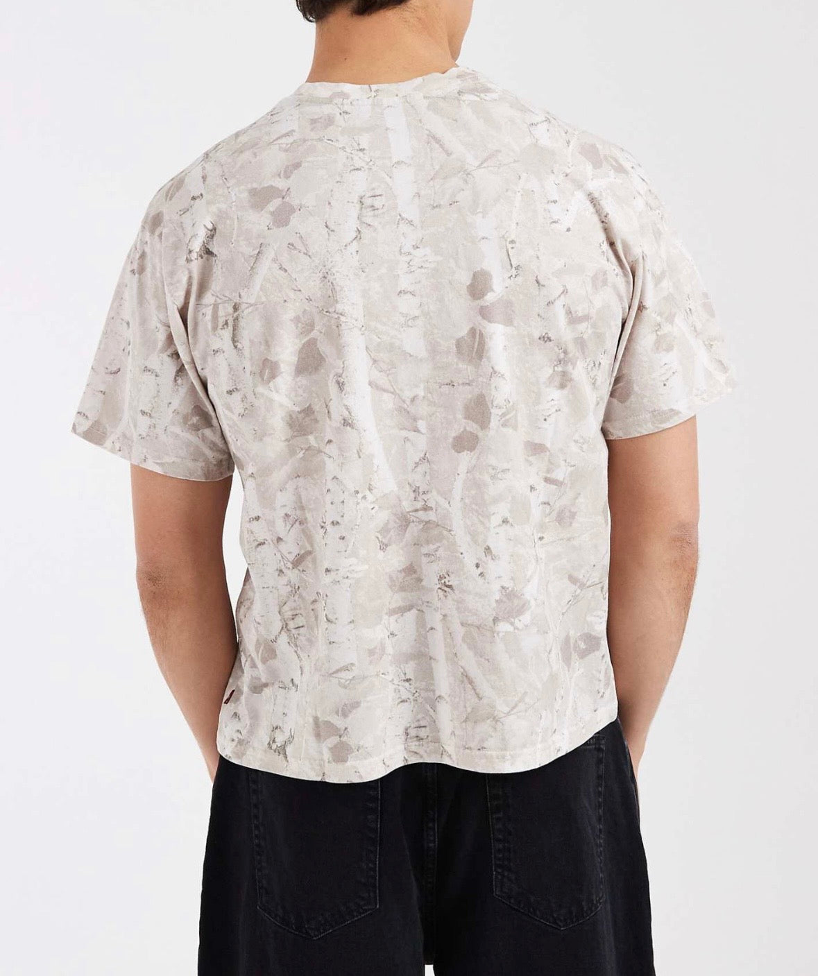 Levi’s boxy oversized tee in Birch Camo