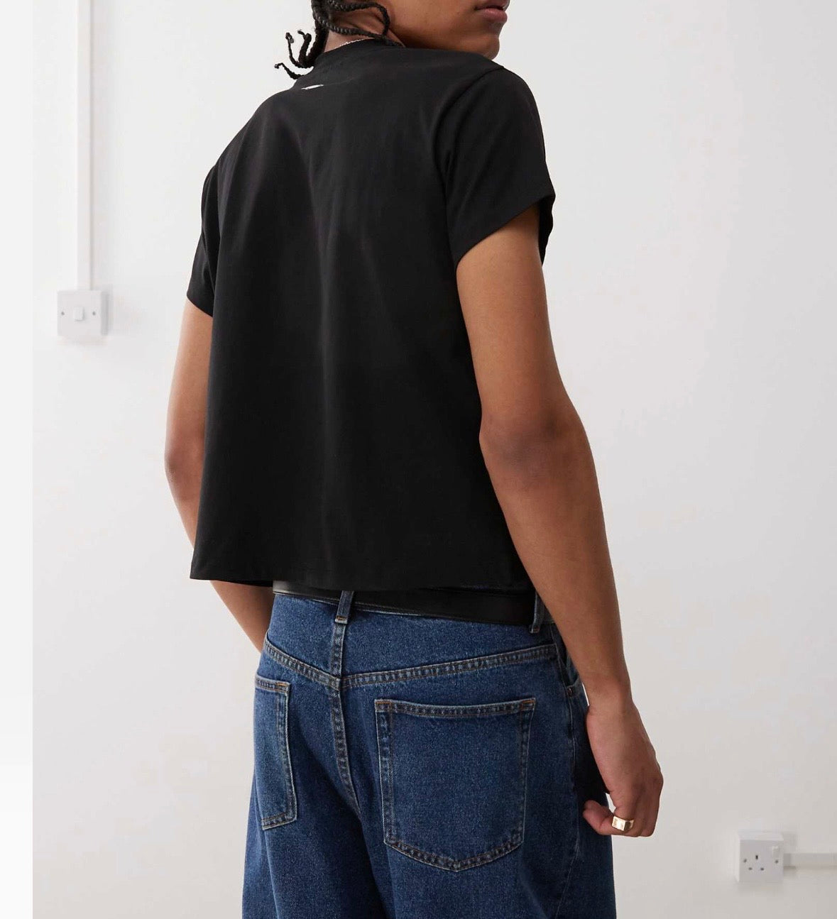 Reclaimed Vintage slim crop boxy Tee in Black