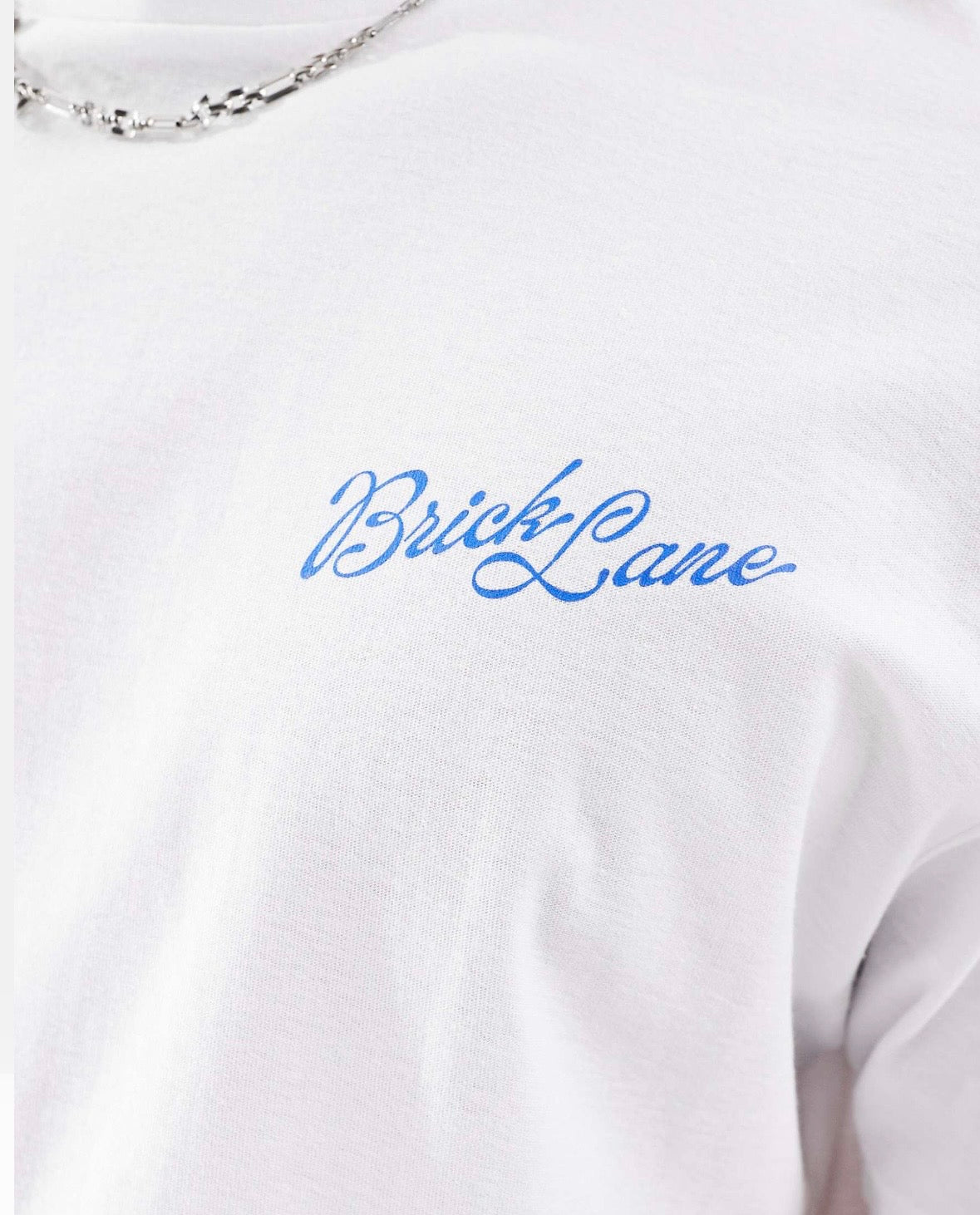 Cotton On cropped fit London Mascot Tee in White