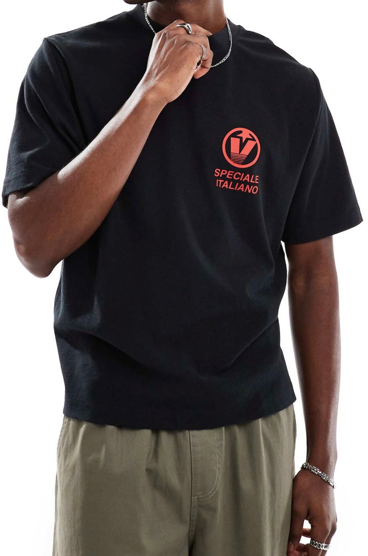 Cotton On cropped fit Vacanza graphic tee in Black